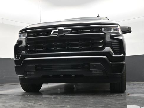 Used 2023 Chevrolet Silverado 1500 RST RWD image 27
