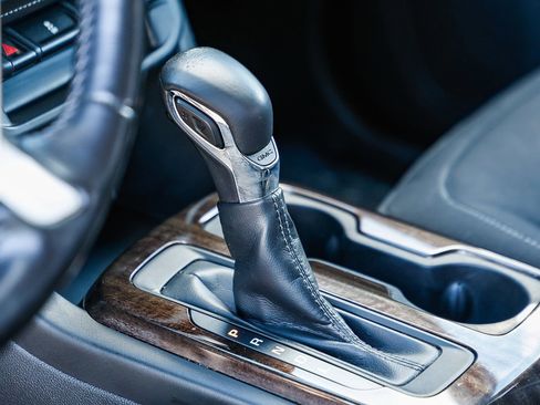 Used 2022 GMC Canyon Elevation w/ Trailering Package image 19