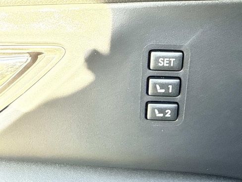 New 2026 Subaru Ascent Limited image 20