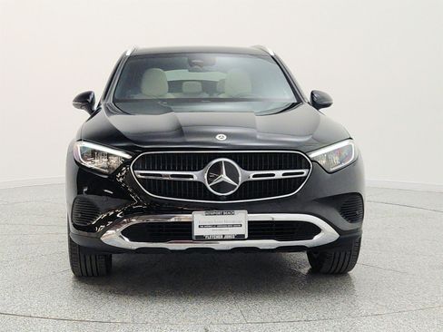 Certified 2024 Mercedes-Benz GLC 300 4MATIC image 2