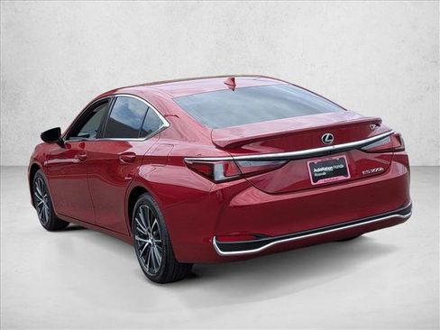 Used 2025 Lexus ES 300h w/ Premium Package FWD image 7