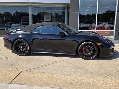 Used 2015 Porsche 911 Carrera GTS image 8