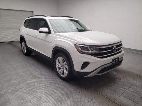 Used 2023 Volkswagen Atlas SE w/ Panoramic Sunroof Package AWD/4WD image 13