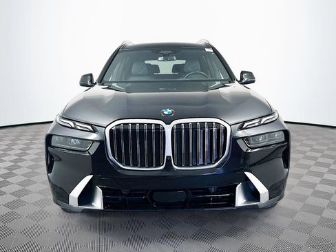 Used 2026 BMW X7 xDrive40i AWD/4WD image 3
