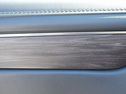 Used 2024 Chevrolet Tahoe LT image 32