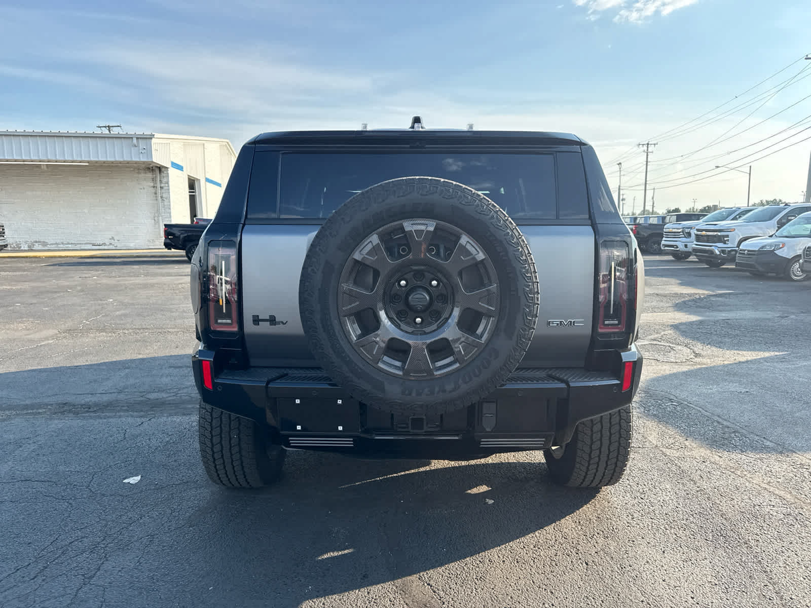 Certified 2026 GMC Hummer EV 3X w/ Carbon Fiber Edition Package AWD/4WD image 4