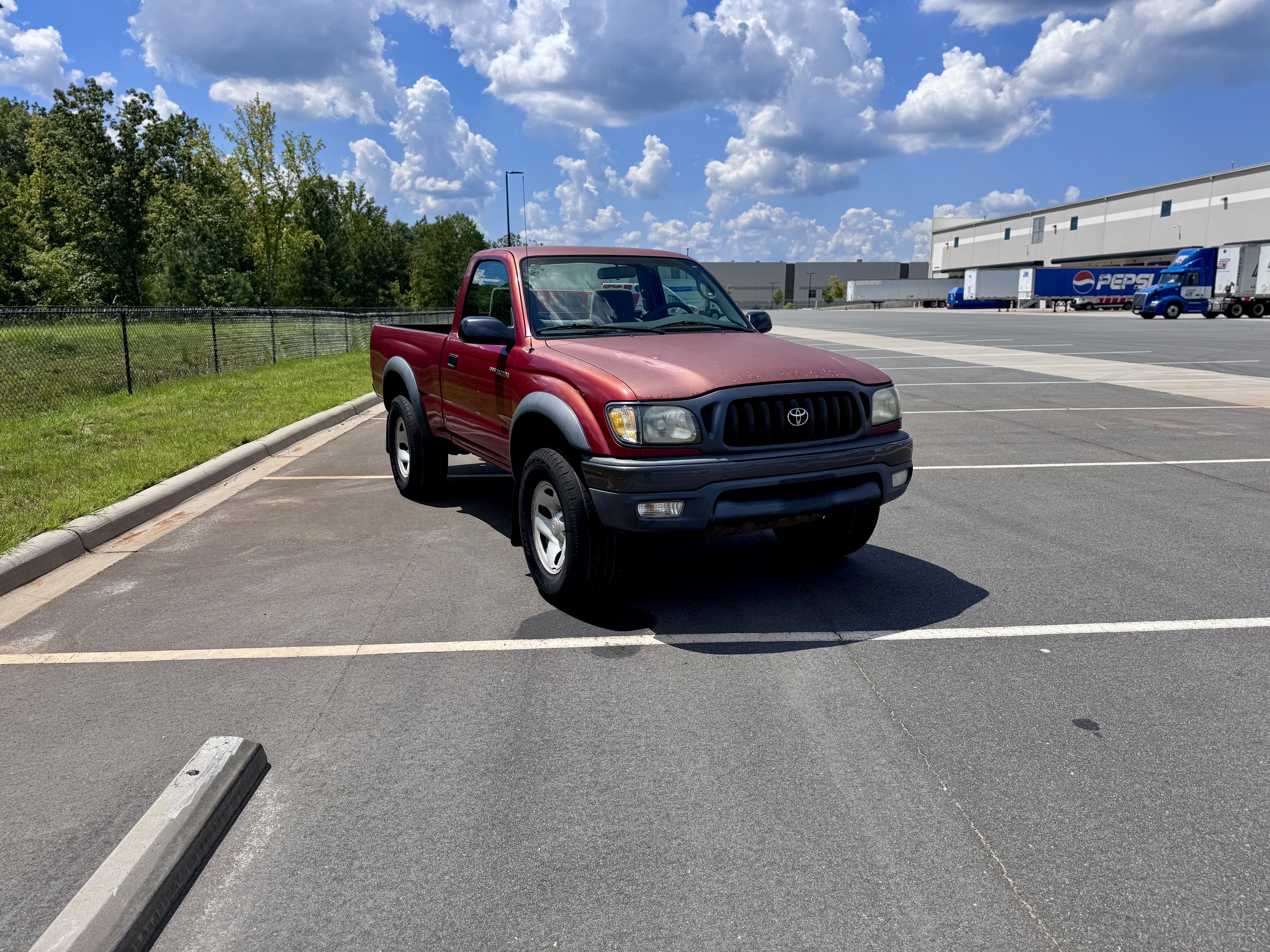 Used 2004 Toyota Tacoma 4x4 Regular Cab image 9