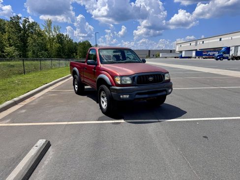 Used 2004 Toyota Tacoma Reg Cab Manual 4WD (Natl) image 9