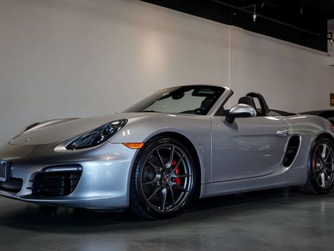 Used 2013 Porsche Boxster S RWD image 5