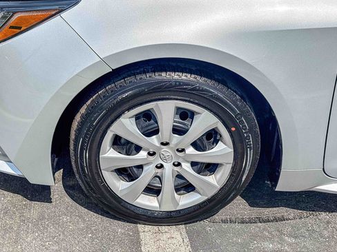 Certified 2024 Toyota Corolla LE FWD image 11