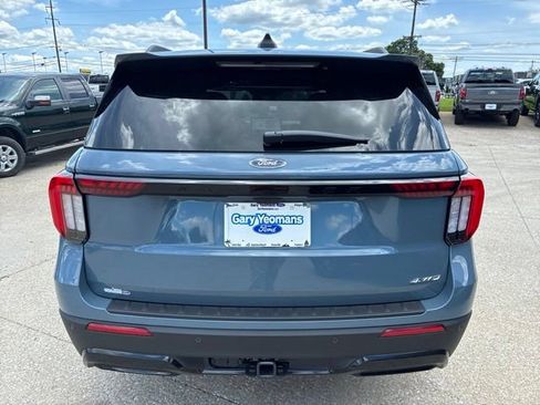 New 2026 Ford Explorer ST-Line w/ ST-Line Street Pack AWD/4WD image 5