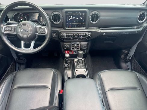 Used 2023 Jeep Wrangler Unlimited Rubicon 4xe w/ Cold Weather Group AWD/4WD image 25