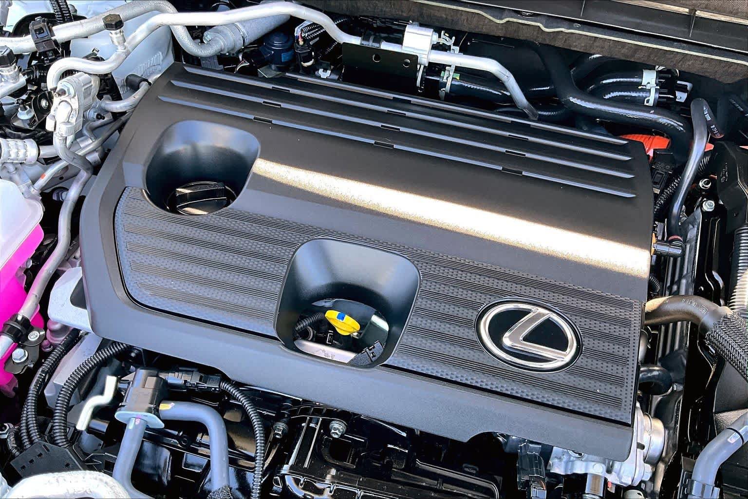 Certified 2025 Lexus NX 450h+ F Sport w/ Accessory Package (Z1) AWD/4WD image 31