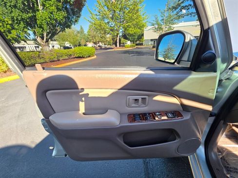 Used 2000 Toyota 4Runner Limited AWD/4WD image 43