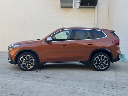 Certified 2024 BMW X1 xDrive28i w/ Convenience Package image 5