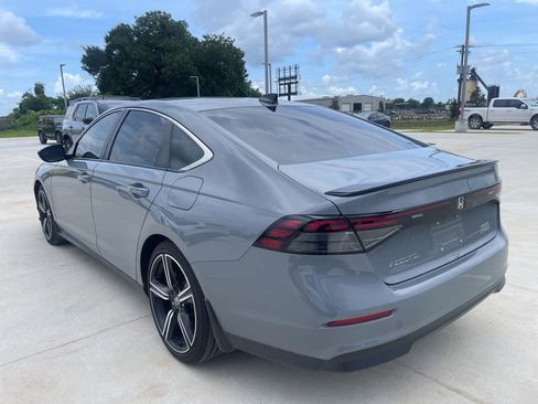 Used 2023 Honda Accord Sport image 7