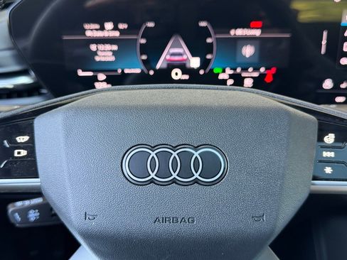 New 2025 Audi Q5 Prestige image 25