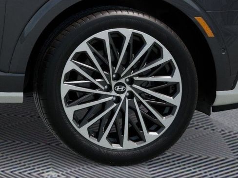 New 2026 Hyundai Palisade Calligraphy FWD image 8