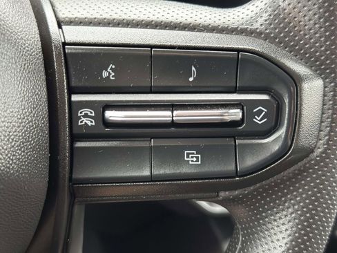 Certified 2024 Chevrolet Colorado W/T RWD image 15