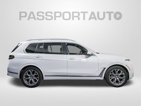 Used 2025 BMW X7 xDrive40i w/ Parking Assistance Package AWD/4WD image 8