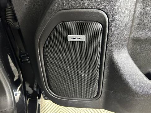 Used 2022 GMC Sierra 2500 Denali w/ Denali Black Diamond Edition image 30