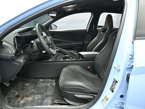 Used 2025 Hyundai Elantra N w/ Cargo Package FWD image 11