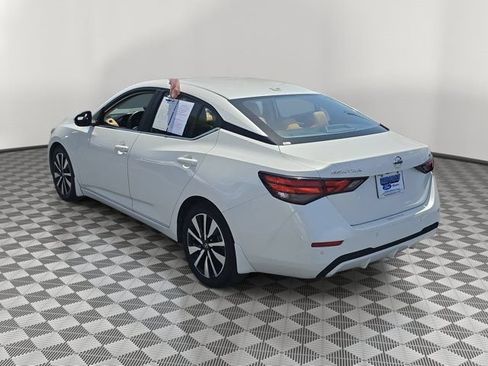 Used 2023 Nissan Sentra SV w/ SV Premium Package FWD image 4