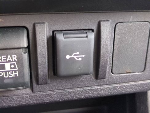 Used 2023 Toyota Tacoma SR5 AWD/4WD image 21