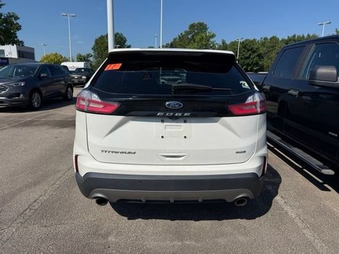 Used 2021 Ford Edge Titanium AWD/4WD image 6