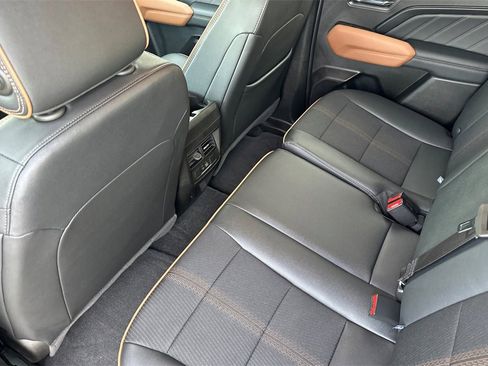 Used 2025 GMC Canyon AT4 image 13