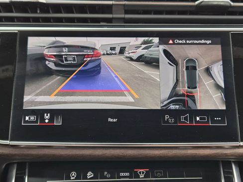 Certified 2025 Audi Q8 Prestige image 22