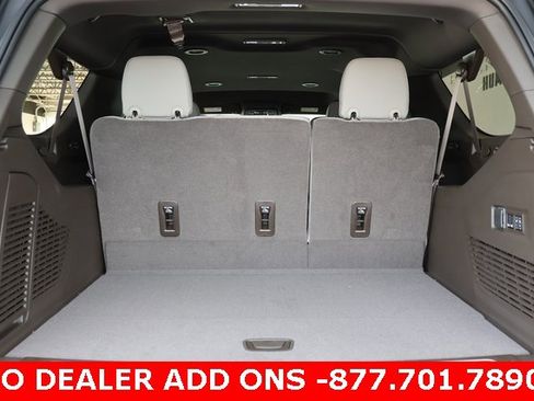 New 2026 GMC Yukon XL Elevation image 19