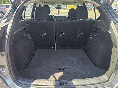 Used 2024 Nissan Kicks S FWD image 10