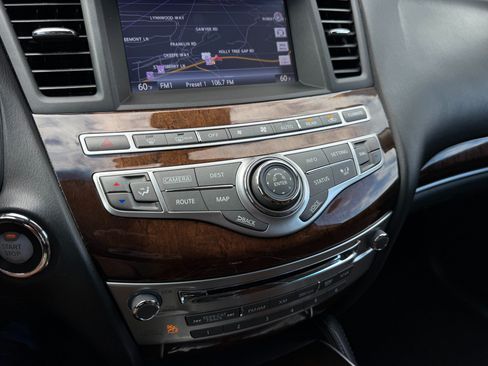 Used 2016 INFINITI QX60 FWD w/ Deluxe Technology Package image 38