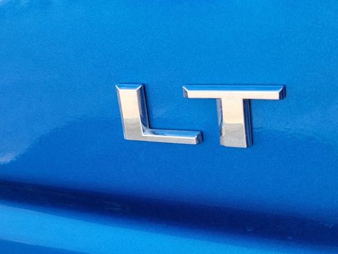 Used 2023 Chevrolet Silverado 1500 LT image 7