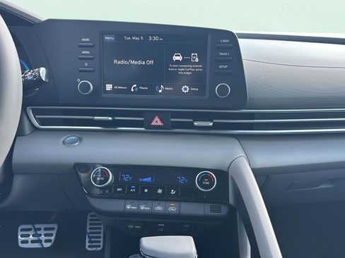New 2026 Hyundai Elantra Sport FWD image 11