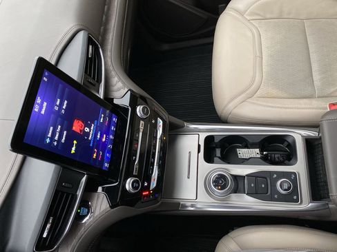 Used 2021 Ford Explorer Platinum w/ Equipment Group 601A image 26