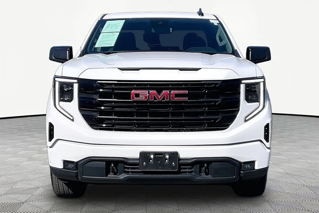 Used 2024 GMC Sierra 1500 Elevation AWD/4WD image 2