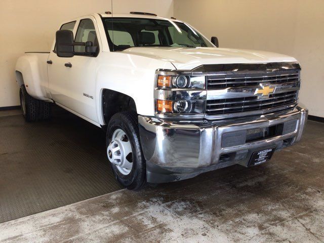 Used 2018 Chevrolet Silverado 3500 W/T AWD/4WD image 1
