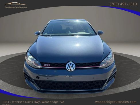 Used 2019 Volkswagen Golf 4-Door image 8