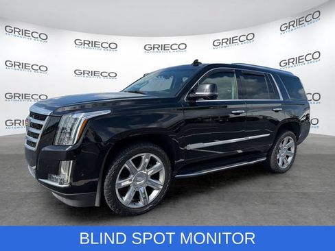 Certified 2019 Cadillac Escalade Luxury RWD image 3