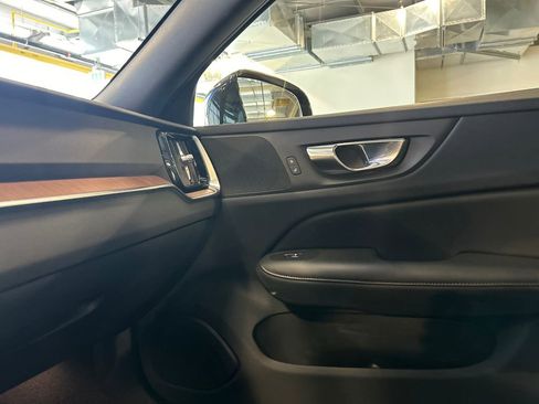 Certified 2023 Volvo S60 B5 Plus w/ Climate Package AWD/4WD image 19