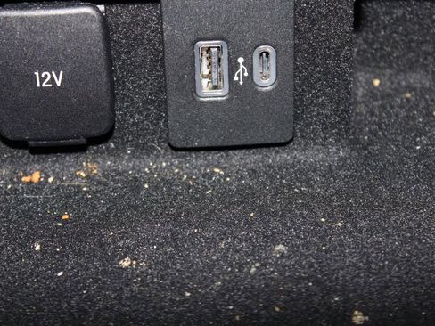 Used 2022 Lincoln Corsair FWD w/ Equipment Group 101A image 35