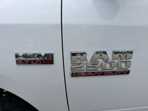 Used 2017 RAM 2500 SLT AWD/4WD image 9