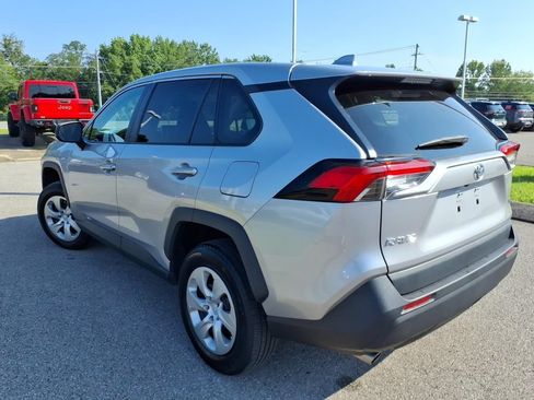 Used 2023 Toyota RAV4 LE FWD image 17