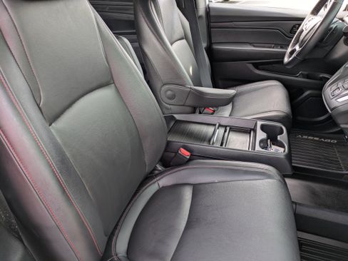 Used 2024 Honda Odyssey Sport image 11