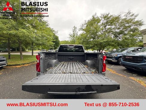 Used 2026 Chevrolet Silverado 1500 RST w/ Z71 Off-Road Package AWD/4WD image 41