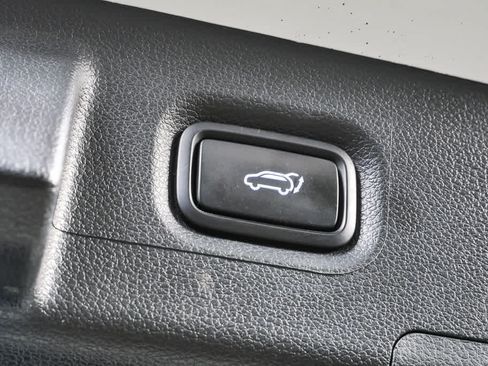 Used 2023 Hyundai Santa Fe Calligraphy FWD image 28