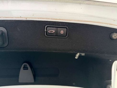 Used 2015 Hyundai Genesis 3.8 w/ Option Group 04 image 8