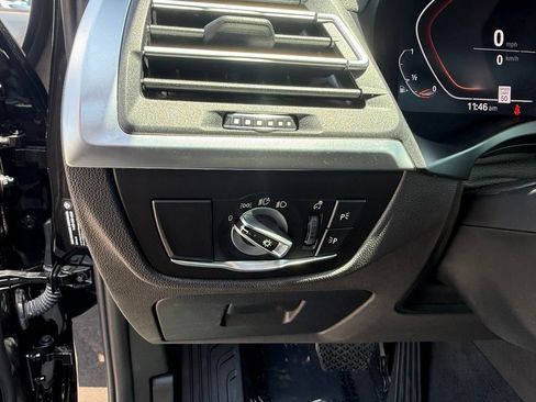 Used 2023 BMW X3 sDrive30i RWD image 9